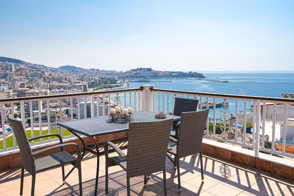 Appartement Finas Penthouse,Private Terrace,Great View,Mins From Sea à Kavala Extérieur photo